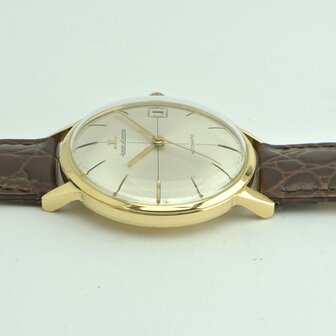 Jaeger-LeCoultre 393 Automatic 18k yellow gold case