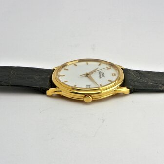 Piaget Gouverneur 18kt yellow gold case ref 15988