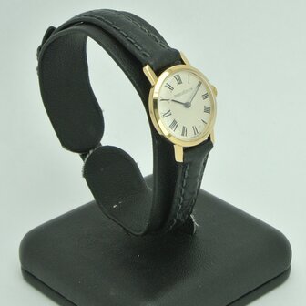 Jaeger-LeCoultre 18k gold case ref 1689