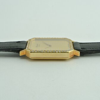 Chopard Gen&egrave;ve 18k gold case with diamonds ref 5086