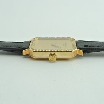 Chopard Gen&egrave;ve 18k gold case with diamonds ref 5086