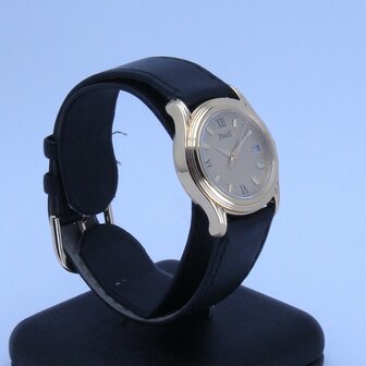 Piaget Polo 18k yellow gold ref. 22001 M 501 D