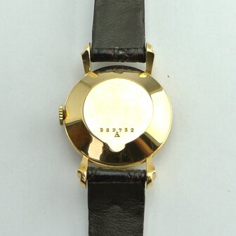 Jaeger-LeCoultre Vintage 18k gold case ref 289732