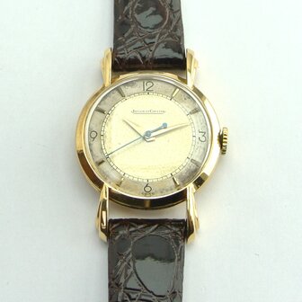 Jaeger-LeCoultre Vintage 18k gold case ref 289732