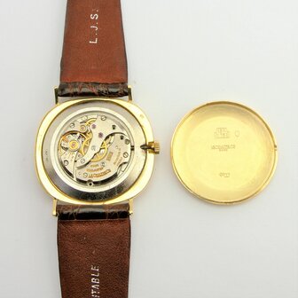 Jaeger-LeCoultre 9100 18k gold case ref 9100