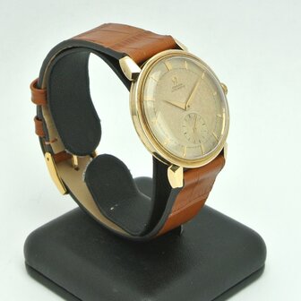 Omega Bumper Automatic Bumper 14k gold case ref 2709