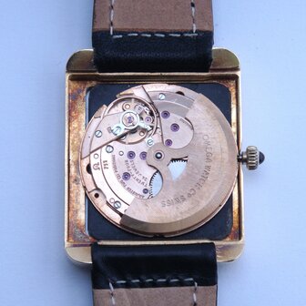 Omega De Ville Automatic 18k gold case ref 8512