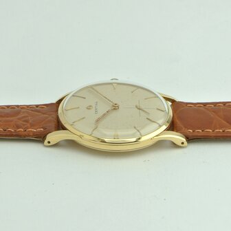 Certina Vintage cal 23-20 18k yellow gold case