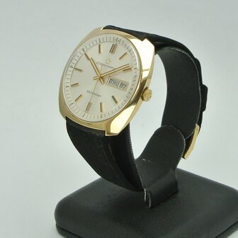 Eterna Matic Sevenday Automatic Day-Date 18k yellow gold case