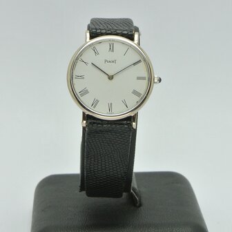 Piaget 18k white gold case ref 9015