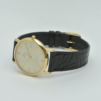 Omega De Ville 18k gold case ref 196.2430