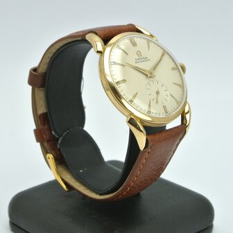 Omega Automatic 18k gold case ref 11650 344