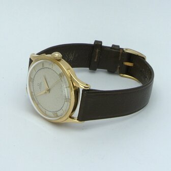 Omega Bumper Automatic Bumper 18k yellow gold case | ref 2421