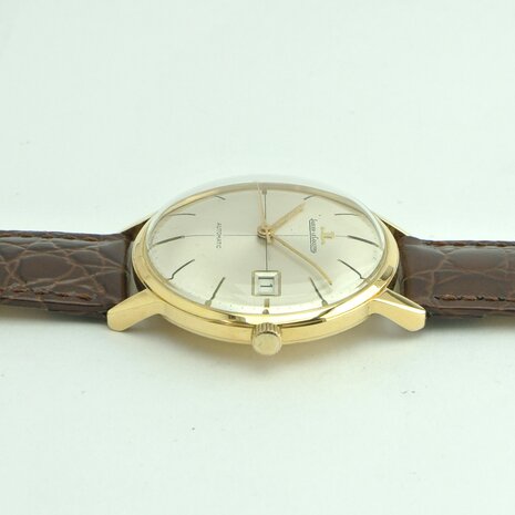 Jaeger-LeCoultre 393 Automatic 18k yellow gold case