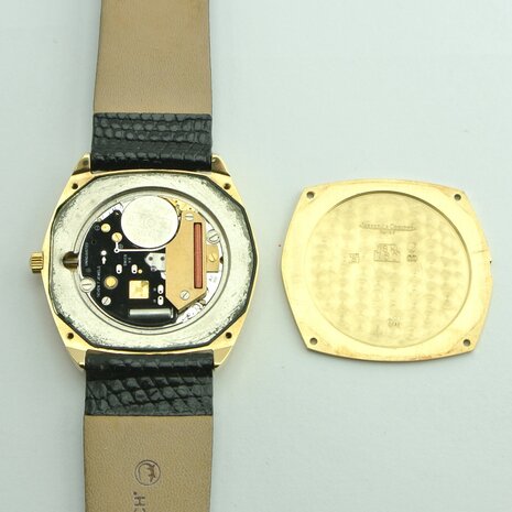 Jaeger-LeCoultre 5000 ultra thin 18k yellow gold case