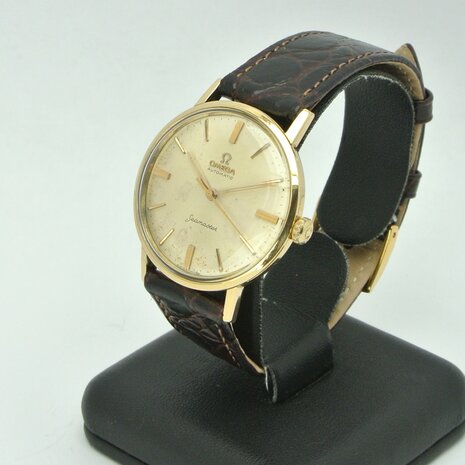 Omega Seamaster 18k yellow gold case ref 14905 SC-62