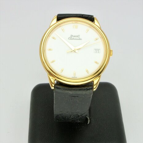 Piaget Gouverneur 18kt yellow gold case ref 15988