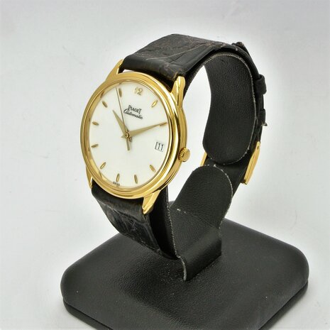 Piaget Gouverneur 18kt yellow gold case ref 15988