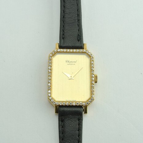 Chopard Genève 18k gold case with diamonds ref 5086