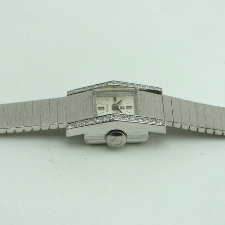 Omega 18k white gold watch with diamonds ref 8055