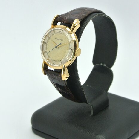 Jaeger-LeCoultre Vintage 18k gold case ref 289732