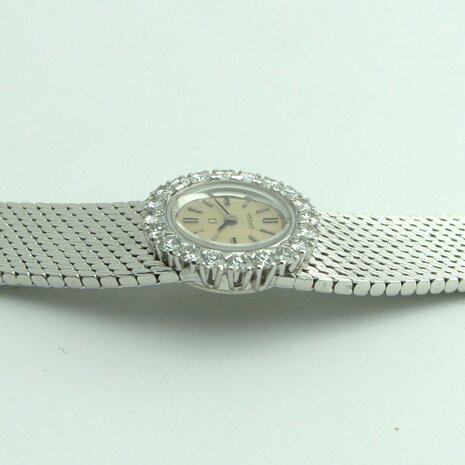 Omega Asymmetric Diamond 18k white gold watch ref 7197