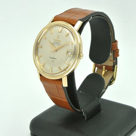 Omega Constellation ref 168004/14 cal 561 14k yellow gold case