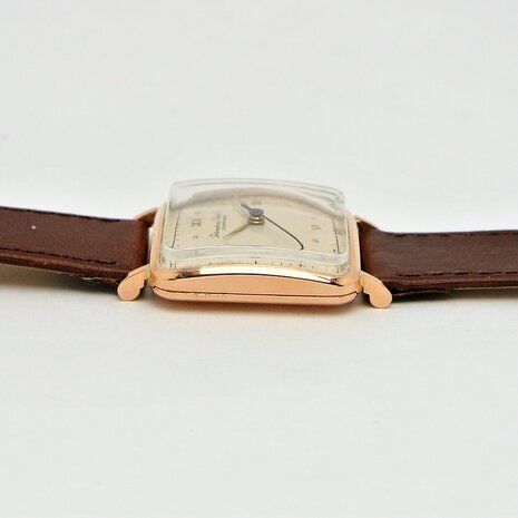 IWC Vintage Square 18k rose gold case ref 3085