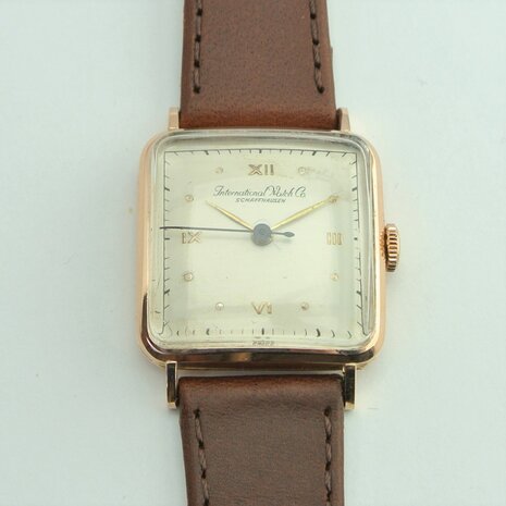 IWC Vintage Square 18k rose gold case ref 3085