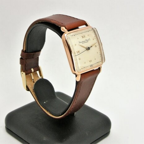 IWC Vintage Square 18k rose gold case ref 3085