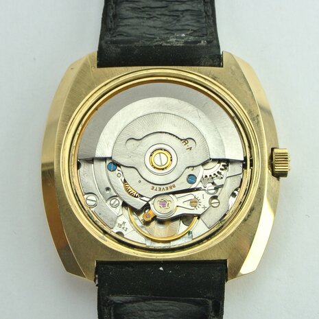 Eterna Matic Sevenday Automatic Day-Date 18k yellow gold case