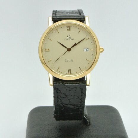 Omega De Ville 18k gold case ref 196.2430