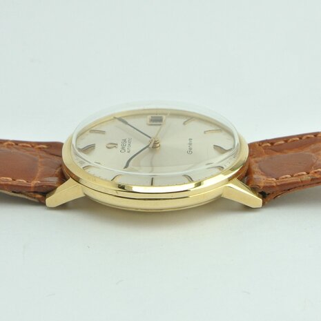 Omega Genève Automatic 18k gold case ref. 162.041