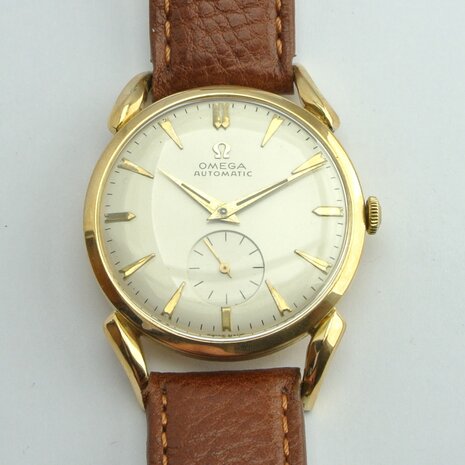 Omega Automatic 18k gold case ref 11650 344